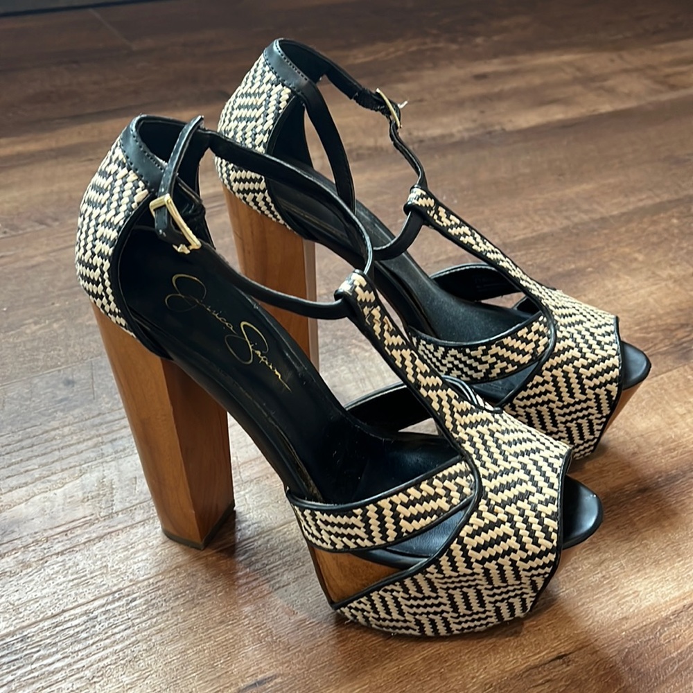 Jessica Simpson Dany platforms